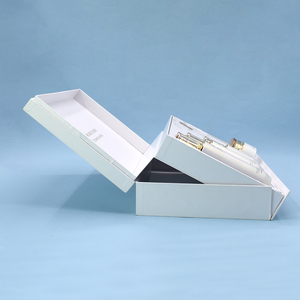 <span class=keywords><strong>OEM</strong></span> tùy chỉnh cứng nhắc giấy bao bì mỹ phẩm hộp cho Thẩm mỹ viện sản phẩm chăm sóc da dập nổi Matt cán UV lớp phủ in ấn - Product Image 5