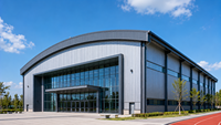 Structure intérieure en acier pour salle de basketball, structure extérieure en panneaux métalliques modernes, toit en structure acier à longue portée pour les sites sportifs
