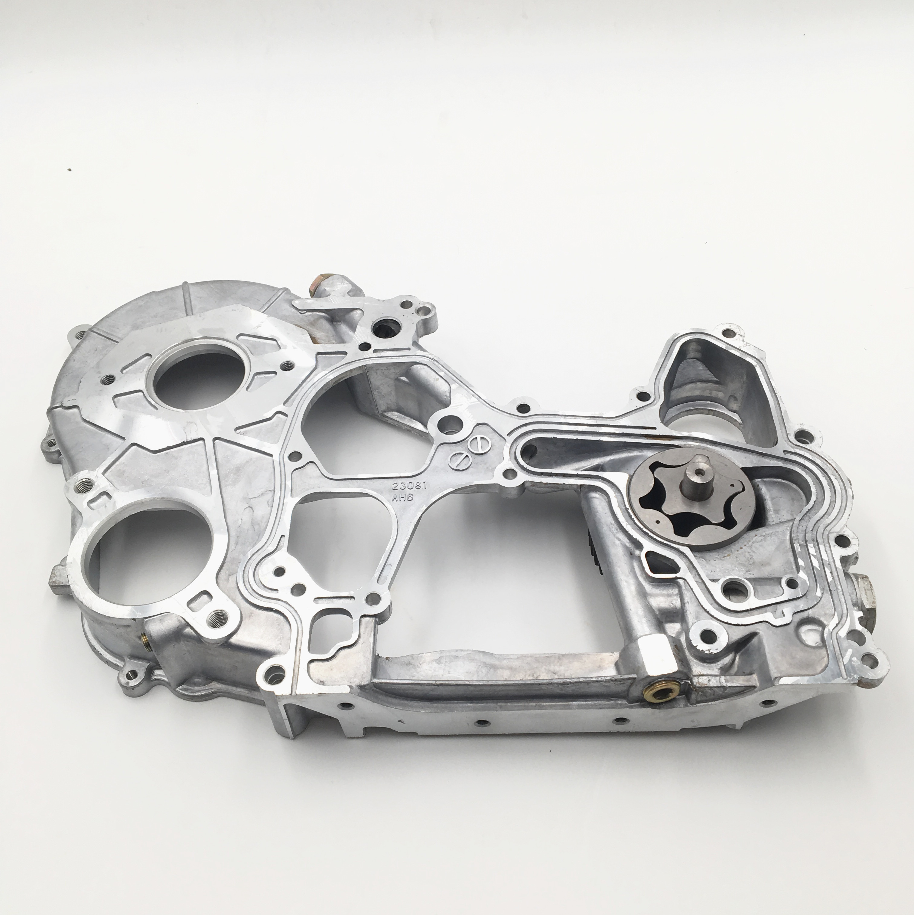 High-Quality 11320-67010 Oil Pump for Toyota Land Cruiser 90/Prado
