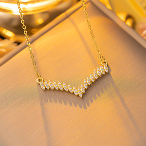 AA017648 Mode Edelstahl Schmuck Verstellbares Rechteck Smaragd Diamant Anhänger Halskette Für Frau - Product Image 3