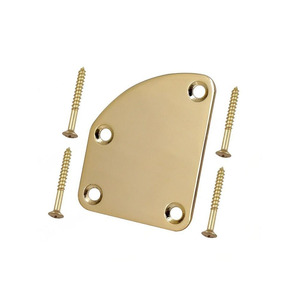 Piastra Triangolare per Manico di Basso Personalizzata in CNC - Oro Leggero con Viti di Facile Installazione - Product Image 4