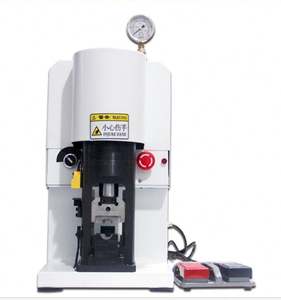 Máquina prensadora de terminales hidráulica semiautomática de alta precisión para molde hexagonal - Product Image 1