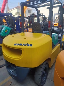 מלגזה קומאטסו <span class=keywords><strong>5</strong></span> טון FD30 FD25 FD50 יפן מלגזה דיזל 3 שלבים טריפלקס 4.<span class=keywords><strong>5</strong></span> מ' מלגזה במצב מושלם - Product Image 5