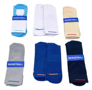 Calcetines atléticos acolchados gruesos de alta calidad para baloncesto y correr estilo de tripulación con logotipo inferior para deportes de senderismo de primavera - Product Image 5