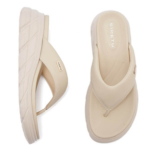 Nueva tendencia de moda de verano: sandalias abiertas de cuero PU con plataforma gruesa y cómoda y suela suave. - Product Image 2