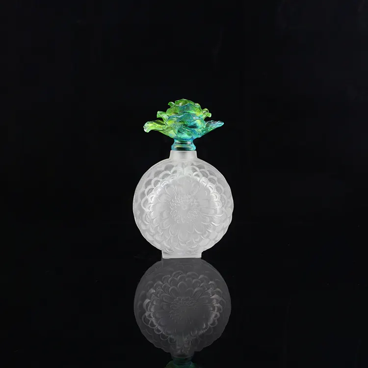 Fengming Empty Custom Design 1.25 kg Portable White Rose Perfume Bottle Crafts