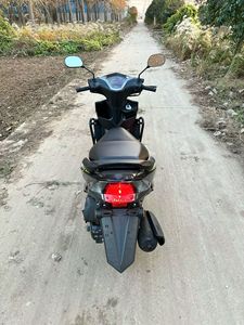 Skuter Gas Qige <span class=keywords><strong>100cc</strong></span> Sepeda <span class=keywords><strong>Motor</strong></span> Jalanan dengan Mesin Tahan Lama Kecepatan Maksimum >80km/jam untuk Perjalanan Kota - Product Image 4