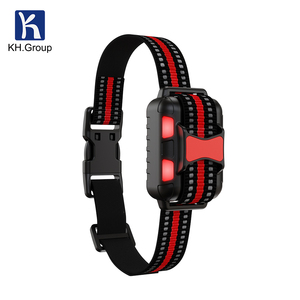 <span class=keywords><strong>Collar</strong></span> de entrenamiento de perros de plástico personalizado profesional con control remoto IP67 impermeable recargable descarga eléctrica y vibración - Product Image 4