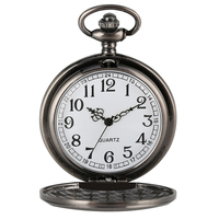 Alice Rabbit House Reloj colgante de metal gris Números arábigos Reloj de bolsillo de cuarzo con cadena