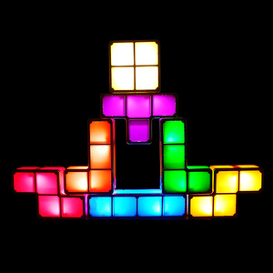Lampada <span class=keywords><strong>da</strong></span> Tavolo a LED Tetris a 7 Colori, Luce Notturna in ABS Stile Moderno, Alimentazione USB Touch per Camera <span class=keywords><strong>da</strong></span> Letto e Scuola - Product Image 1