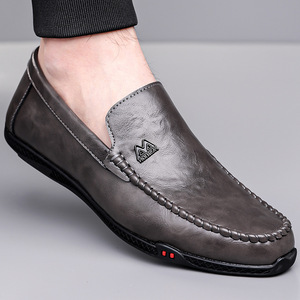 รองเท้าโลฟเฟอร์หนังสีขาวสำหรับผู้ชาย ระบายอากาศได้ดี ส้นเตี้ย ใส่สบาย เหมาะสำหรับขับรถ พื้นยาง ผลิตที่เวินโจว - Product Image 4