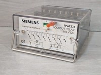 Relais de verrouillage rapide PLC 7PA2231 8 NC/NO avec bouton-poussoir 110VDC - Neuf avec boîtier sale en stock