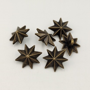 Hình May Phụ Kiện Chân Phù Hợp Với Áo Khoác Hình Dạng Kim Loại Hợp Kim Bán Buôn Hình Dạng Ngôi Sao Quần Áo Mạ Antique Brass Nút - Product Image 2