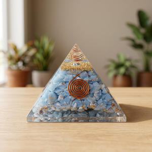 Angelite Pierre Naturelle Chips Orgone Pyramide Vente en Gros Cristal Artisanat Feng Shui Protection EMF Résine Cuivre Méditation Pyramide - Product Image 4