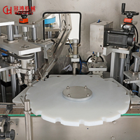 Machine intégrée de remplissage et de bouchage de mini-bouteilles en verre entièrement automatique de type Chuck