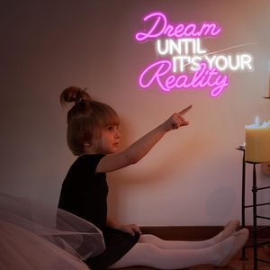 Enseigne au néon LED « Rêve jusqu'à ce que ce soit ta réalité » en acrylique rose pour chambre à coucher, bureau, salle de classe, maison, salon, chambre d'enfant, décoration murale - Product Image 5
