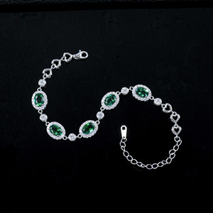 กำไลข้อมือมรกตเพาะเลี้ยง เงินแท้ 925 กำไลพรีเมียม ของขวัญ เครื่องประดับ - Product Image 4