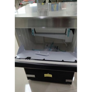 เครื่องทำน้ำแข็งโฮชิซากิ IM-130B สแตนเลสสตีล สำหรับร้านชานม ร้านกาแฟ ร้านอาหารฟาสต์ฟู้ด - Product Image 3