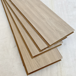 Piastrelle a incastro SPC, pavimento in PVC resistente, laminato a incastro 12mm - Product Image 4