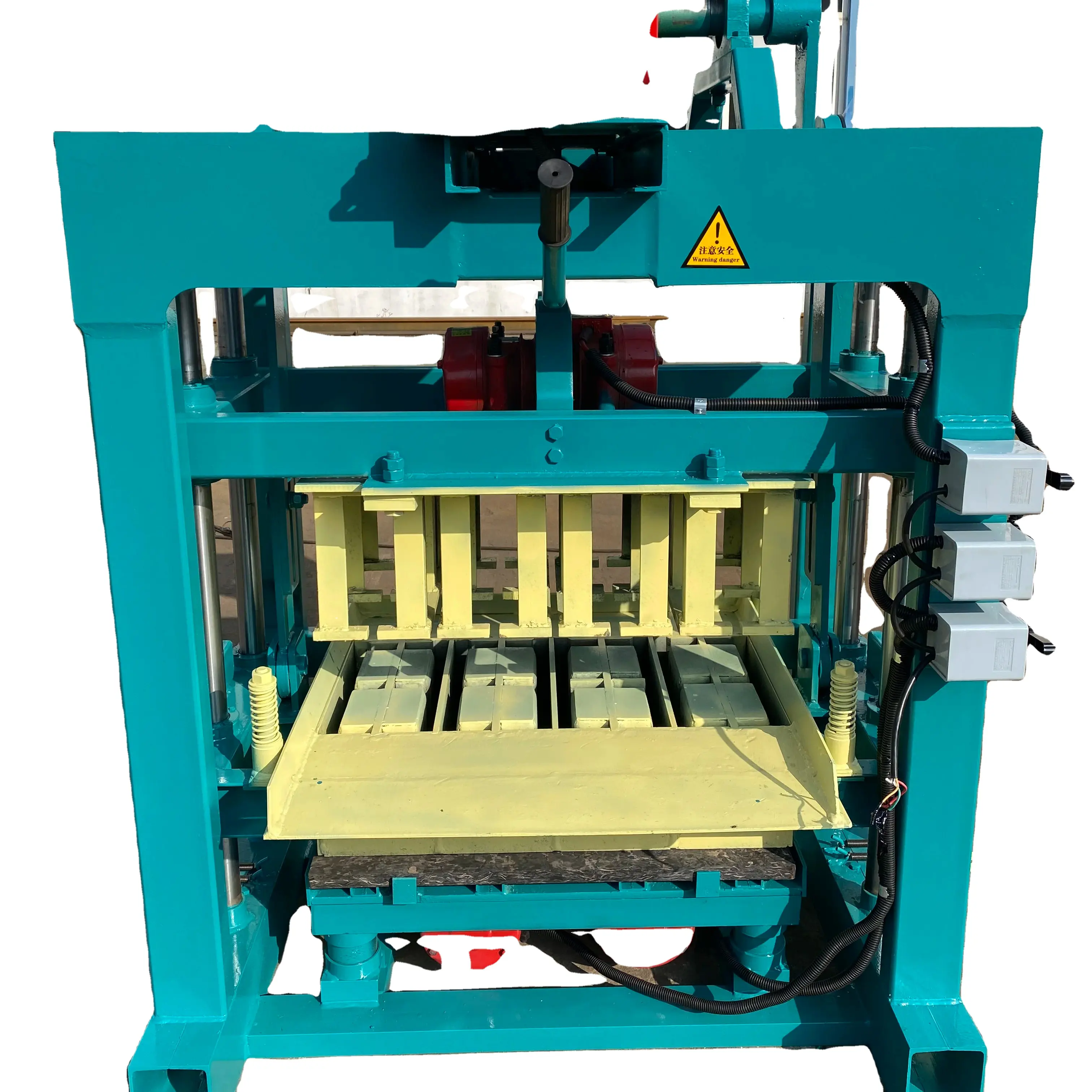 Baksteenmachine-Uitrusting Voor Nieuwe Bouwmaterialen Qtj4-40 Introductie Tot De Algehele Structuur Stevig Duurzaam Veilig Betrouwbaar