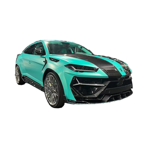 Kit carrosserie en fibre de carbone de style KH entièrement nouveau pour Lamborghini Urus, comprenant lèvre avant, jupes latérales, diffuseur, spoiler, extension d'ailes et capot. - Product Image 1