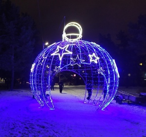 Walk Through Christmas <b>Ball</b> Gateway Large Outdoor Arch for Theme Park Market and Pedestrian Street - Product Image 2