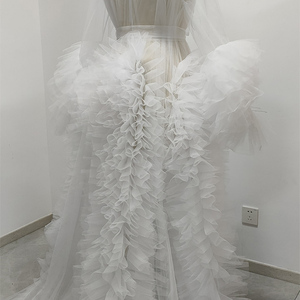 Robe longue en tulle transparente à manches bouffantes et volants, idéale pour les mariages, les séances photo et la maternité - Product Image 6