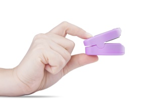 Promotion de la meilleure qualité Performance précise spécialement conçu <span class=keywords><strong>pour</strong></span> la pédicure enfants bébé oxymètre de pouls du bout des doigts - Product Image 6