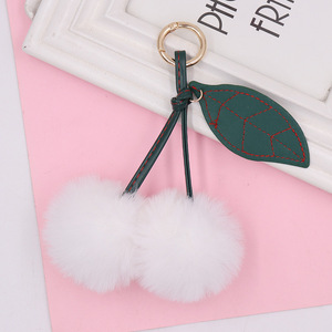 Vente en gros de porte-clés <span class=keywords><strong>pompon</strong></span> boule fourrure fruits cerise <span class=keywords><strong>mini</strong></span> dessin animé accessoires boule peluche pendentif sac à main porte-clés <span class=keywords><strong>pompon</strong></span> cerise - Product Image 2