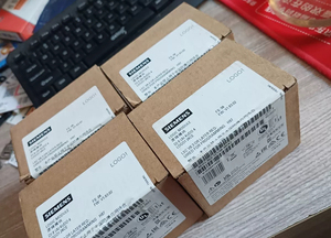 โลโก้ดั้งเดิม! 8 PLC โลโก้ V8 230RCE โมดูล 6ED1052-1CC08-0BA1 พร้อมอินเทอร์เฟซการสื่อสาร RS485 โลโก้ดั้งเดิม! 8 พีแอลซี โค - Product Image 2