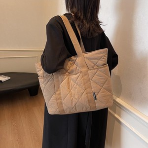 Sac fourre-tout en coton rembourré décontracté pour femmes 2024 Grande capacité Automne/Hiver Nouveau sac à bandoulière tendance en toile pour les trajets quotidiens - Product Image 5
