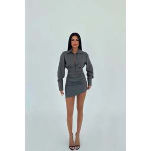 Robe de cocktail mini grise avec col chemise - Product Image 1