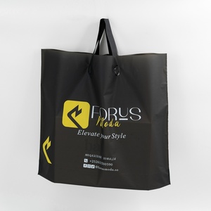 กระเป๋าช้อปปิ้งสีดำสุดหรูพิมพ์ลายได้ตามต้องการเสื้อผ้าที่มีโลโก้ของคุณเอง - Product Image 4