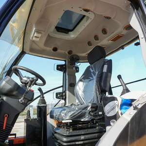 Chargeuse-pelleteuse 4x4 de 2,<span class=keywords><strong>8</strong></span> <span class=keywords><strong>tonnes</strong></span>, moteur diesel Euro 5, certifiée CE - Product Image 4