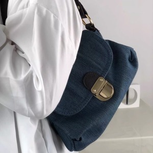 Bolso Bandolera de Mezclilla para Mujer, Personalizado de Fábrica, Alta Calidad, Portátil, Impermeable IP56, con Cierre de Cremallera, Cadenas, Estilo Vintage de Diseñador - Product Image 5