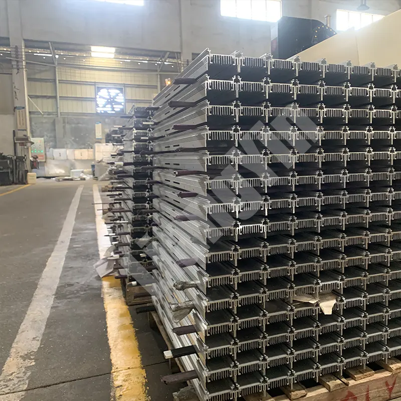 Foshan Factory Customized Extruded Aluminum Product