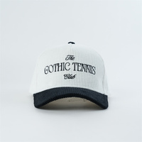 Op maat gemaakte geborduurde corduroy baseballcap, tweekleurig off-white zwart, vintage retro 6-panel sportcap