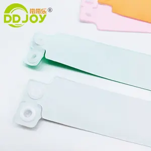 DDJOY 이벤트 및 축제 공급 1 인치 사용자 정의 로고 방수 소프트 식별 이름 플라스틱 PVC 팔찌/손목 밴드