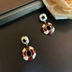 Pendientes redondos con patrón de porcelana azul y blanca esmaltada estilo Ins, nuevos pendientes creativos de moda coreana con elemento de estilo chino