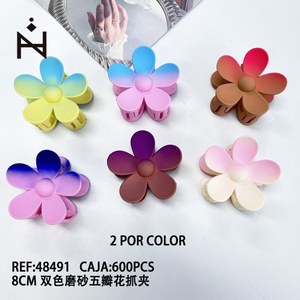 Fermaglio per capelli a forma di fiore a cinque petali satinato bicolore da 8 cm - Product Image 1