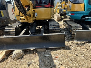 Mini excavatrice d'occasion Moteur Cat 303 EPA Mini excavatrice sur chenilles 2 tonnes 3 tonnes 4 tonnes Excavatrice sur chenilles - Product Image 3