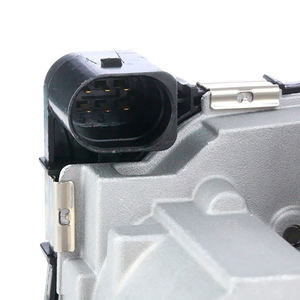 Cuerpo de acelerador electrónico de inyección de combustible personalizado de alta calidad OEM 03F133062B para <span class=keywords><strong>Audi</strong></span> <span class=keywords><strong>A1</strong></span> <span class=keywords><strong>Ambition</strong></span> Sportback A3 Q3 RS3 S1 S3 SEAT - Product Image 4