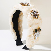Bandeau à paillettes tressées torsadées Accessoires de cheveux luxueux à larges bords avec perles de diamants Fleurs de raisin