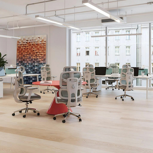 Chaise de <span class=keywords><strong>bureau</strong></span> pivotante réglable en hauteur avec appui-tête réglable + dossier en maille respirante + cadre en acier + roulettes - Product Image 6