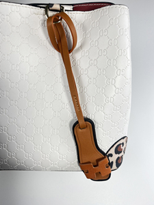Porte-clés en cuir PU gaufré personnalisé QYS avec pendentif lettre, accessoire pour sac fourre-tout et sac à main, cadeau - Product Image 1
