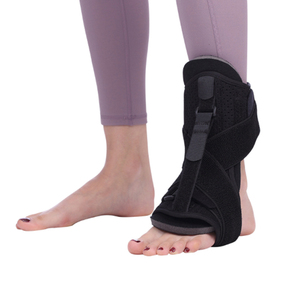 Orthèse ajustable <span class=keywords><strong>de</strong></span> haute qualité pour le soulagement <span class=keywords><strong>de</strong></span> la douleur plantaire, <span class=keywords><strong>de</strong></span> la fasciite plantaire, <span class=keywords><strong>de</strong></span> la tendinite d'Achille et du pied tombant - Product Image 1