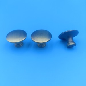 Zinc Alloy Furniture <b>Knobs</b> Round Cabinet Handles Durable Minimalist Design <b>Copper</b> Color - Product Image 4
