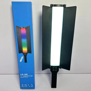 Nhà Máy Bán Hàng Trực Tiếp Hand Stick Ánh Sáng Điều Khiển Từ Xa RGB LED Video Wand 25W + 3000K-6500K RGB 16800MAh Pin Studio Stick Ánh Sáng - Product Image 2