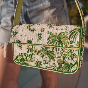 Bolso ligero con cuentas y correa cómoda. - Product Image 1