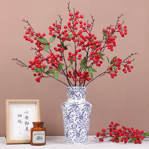 Branche artificielle de baies d'églantier en mousse plastique Mu Cheng pour la décoration festive du Nouvel An chinois - Product Image 3